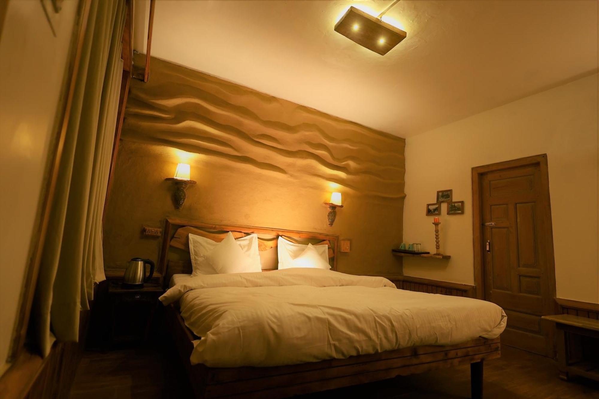 Beholden Stay And Cafe - A Luxury Boutique Hotel In Manali Manali (Himachal Pradesh) Exterior photo